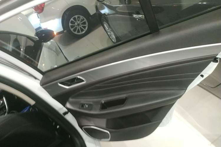 Used Chery Arrizo 5 2019 Facelifted PRO 1.5L Manual Youth Edition China VI Standard
