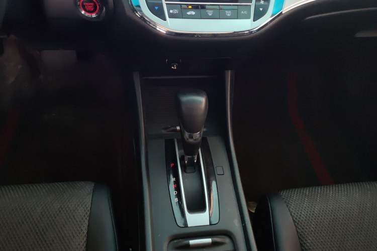 Used Honda Jade 2017 1.8L automatic Comfort version 5 seats