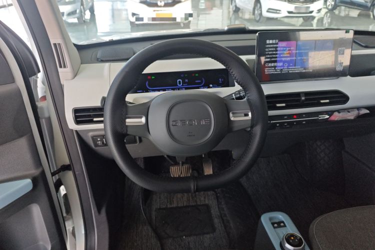 Used Geely Galaxy Panda 2024 Panda Mini 200km Endurance Bear