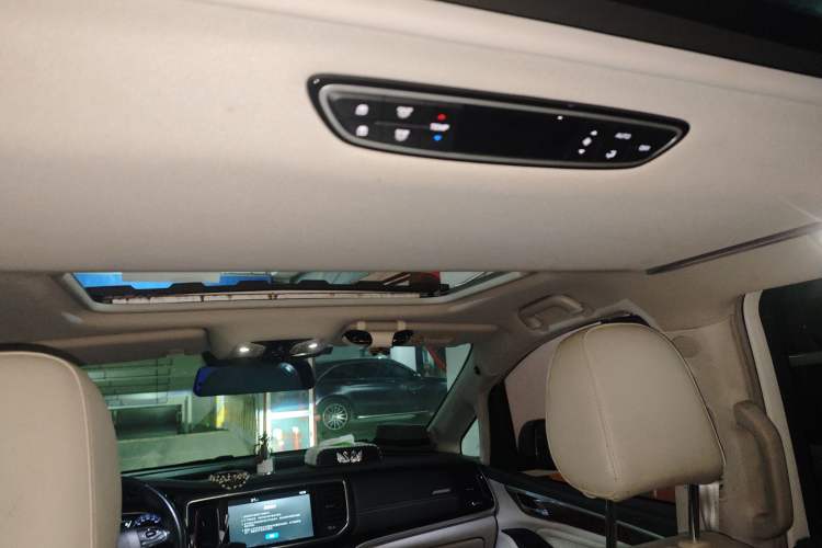 Used GAC Trumpchi M8 2018 320T Luxury Edition
