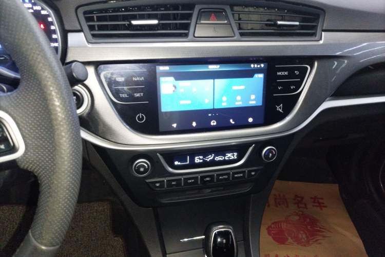 Used Geely Auto Emgrand 2017 Sedan Million Edition 1.5L CVT Luxury Model
