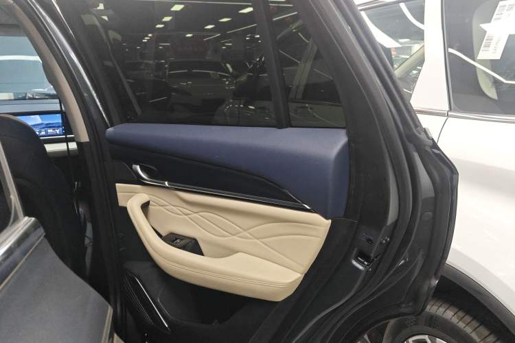 Used Geely Auto Monjaro L 2022 1.5T Thunder Hi·F Plug-in Hybrid Super Rui
