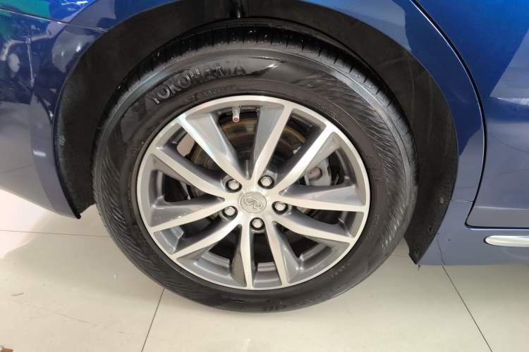 Used Infiniti Q50L 2016 2.0T Enjoyment Edition
