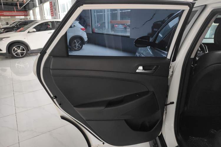 Used Hyundai Tucson 2015 1.6T Dual-Clutch Two-Wheel-Drive Smart Model