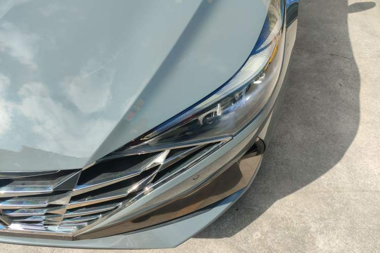 TDK.VehicleDetails.img