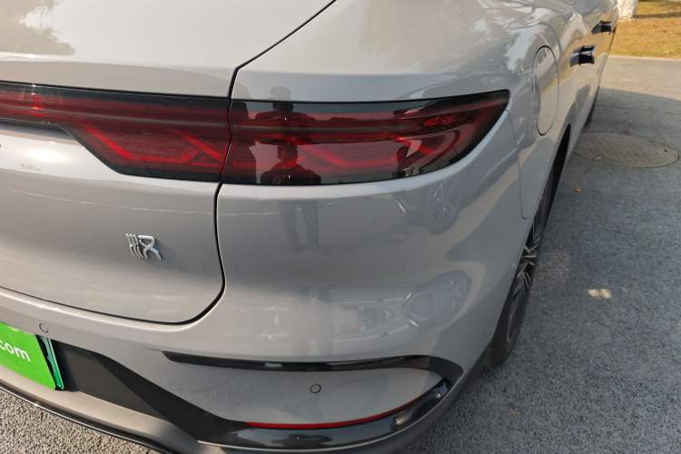 Used BYD Han 2025 EV with 701 km of Laser Radar-Enabled Intelligent Driving