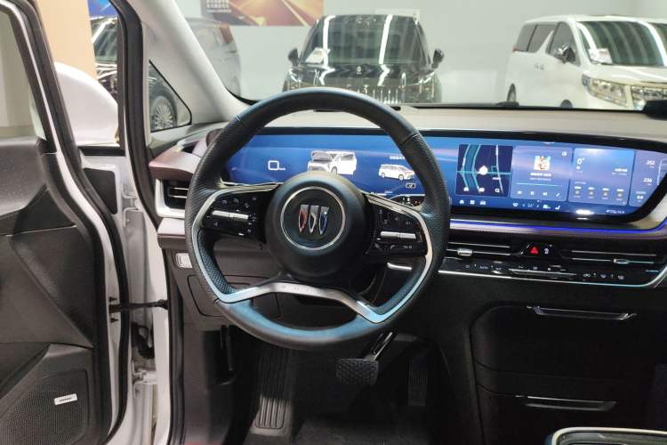 Used Buick Century 2023 2.0T Six-Seater Yinshi Edition