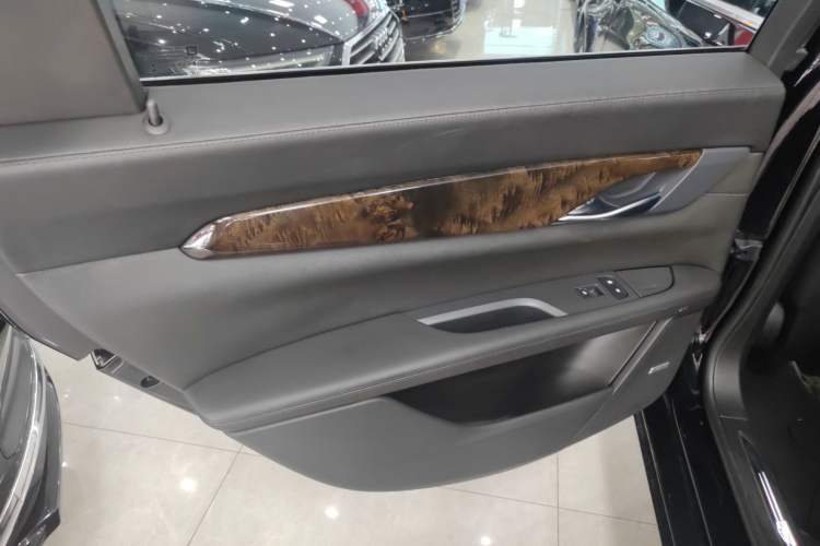 Used Cadillac CT6 2017 28T Luxury Model
