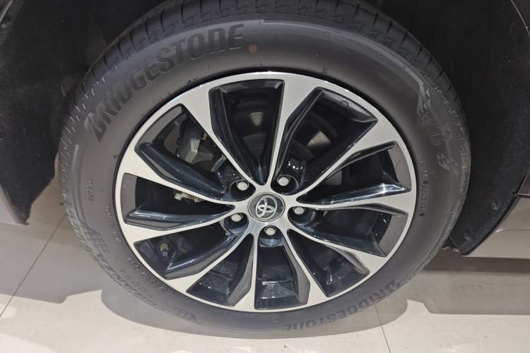 Used Toyota Avalon 2022 2.0L Luxury Edition
