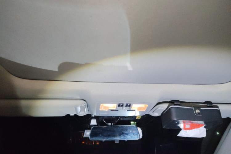 Used Toyota Highlander 2015 2.0T Four-Wheel Drive Luxury Edition 7-Seater
