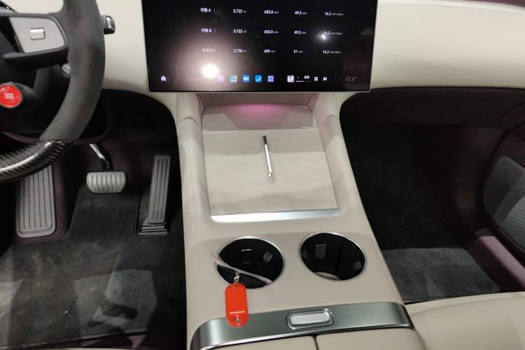 Used  YU7 2025 Ultra-Long Range High-Performance All-Wheel-Drive Max Edition