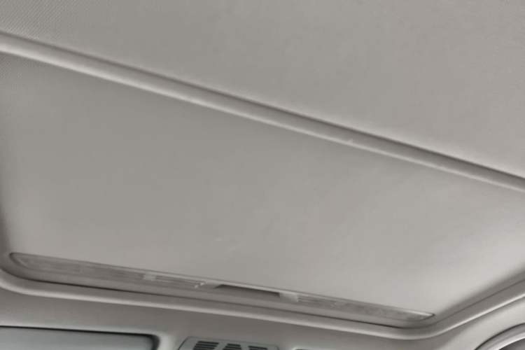 Used BMW 3 Series 2016 320Li Ambition Model
