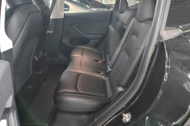 Used Tesla Model Y 2023 Rear-Wheel-Drive Version