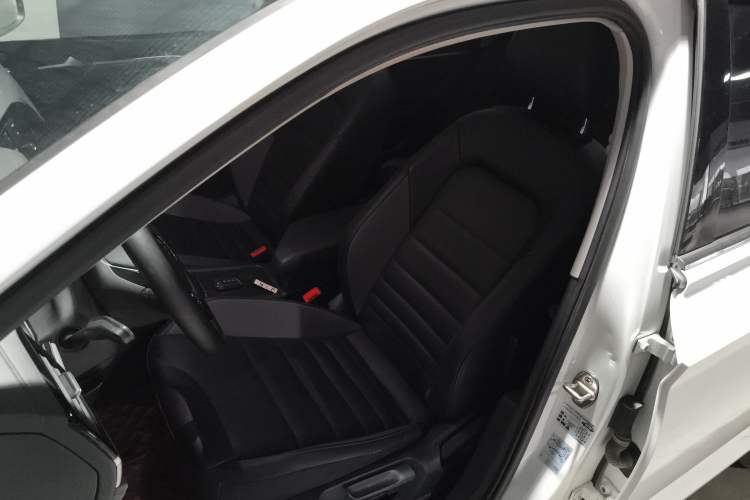 Used Volkswagen Sagitar 2020 280TSI DSG Comfort Version China VI Standard
