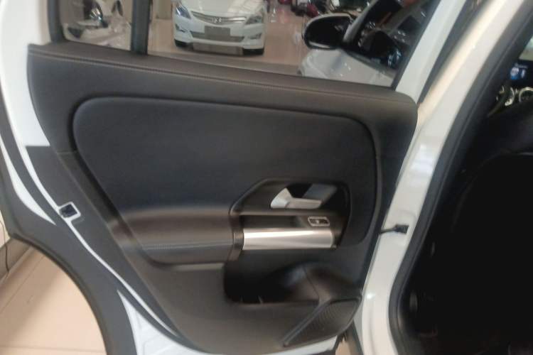 Used Mercedes-Benz GLA 2022 GLA 220
