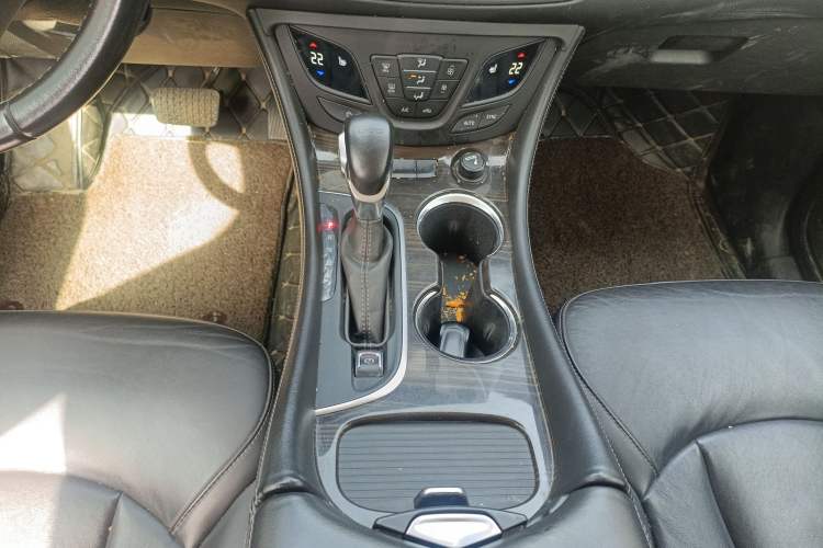 Used Buick Envision 2018 20T Two-Wheel-Drive Elite Model