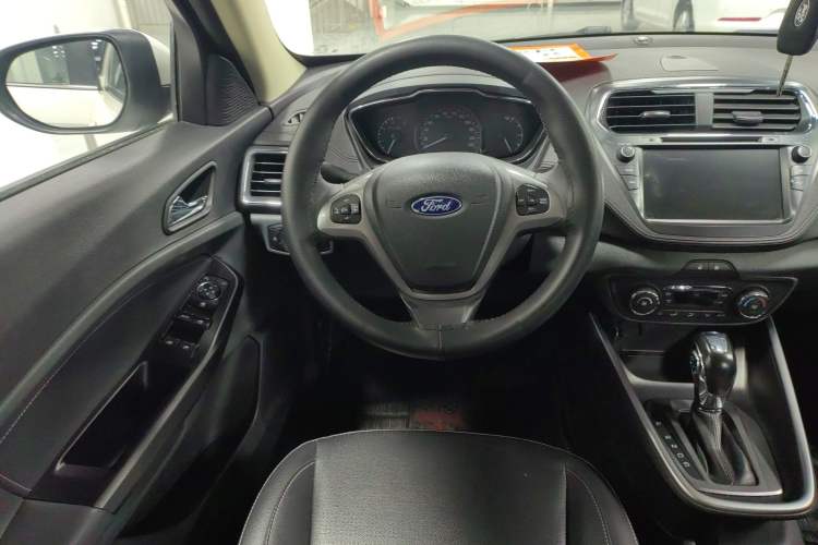 Used Ford Escort 2017 Happiness Edition 1.5L Automatic Fashion Version
