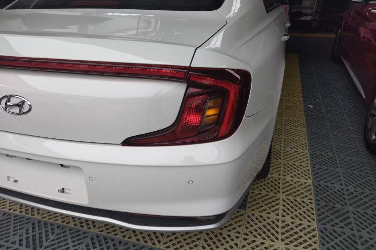 Used Hyundai Mistra 2021 1.8L CVT GLX Elite Edition
