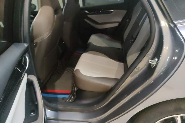 Used BYD Qin PLUS 2024 HONOR Edition DM-i 55KM Leading Model
