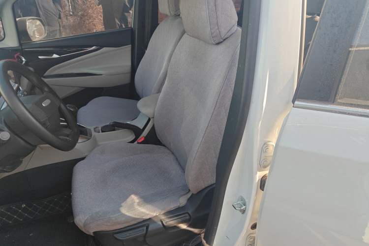 Used SAIC MAXUS G50 2023 1.5T Manual Comfort A