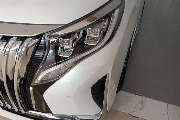 Used GAC Trumpchi M8 2023 Lingxiu Series 390T Prestige Edition