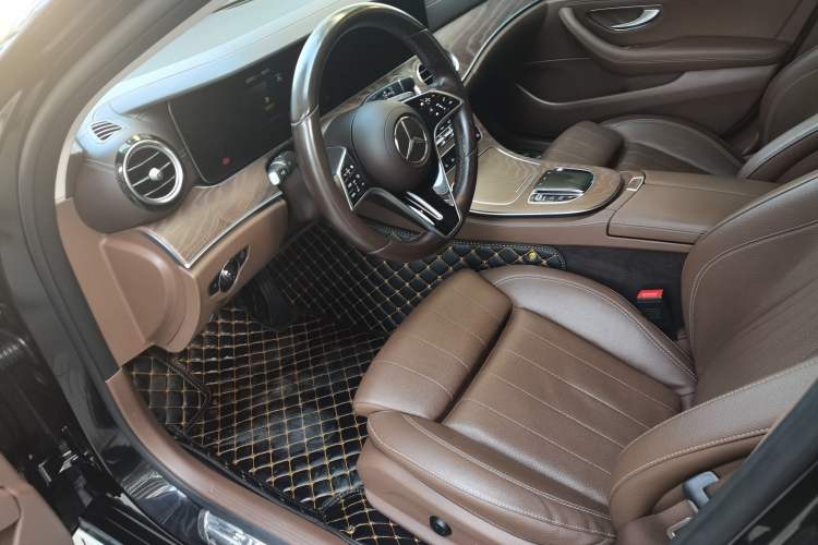 Used Mercedes-Benz E-Class 2023 Facelift E 260 L