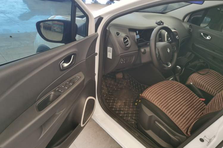 Used Renault Captur 2018 TCe190 Urban Style Edition
