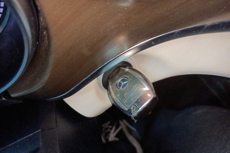 Used Mercedes-Benz V-Class 2020 V 260 L Long-wheelbase Luxury Edition
