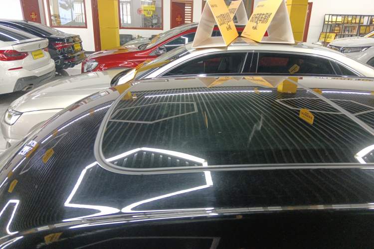 Used MINI MINI 2022 Updated 1.5T COOPER Artist Five-Door Edition
