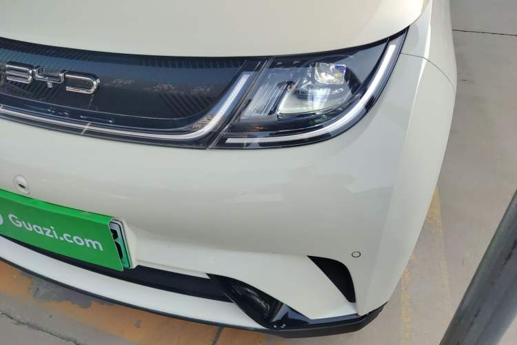 Used BYD Dolphin 2023 420 km Fashion Edition