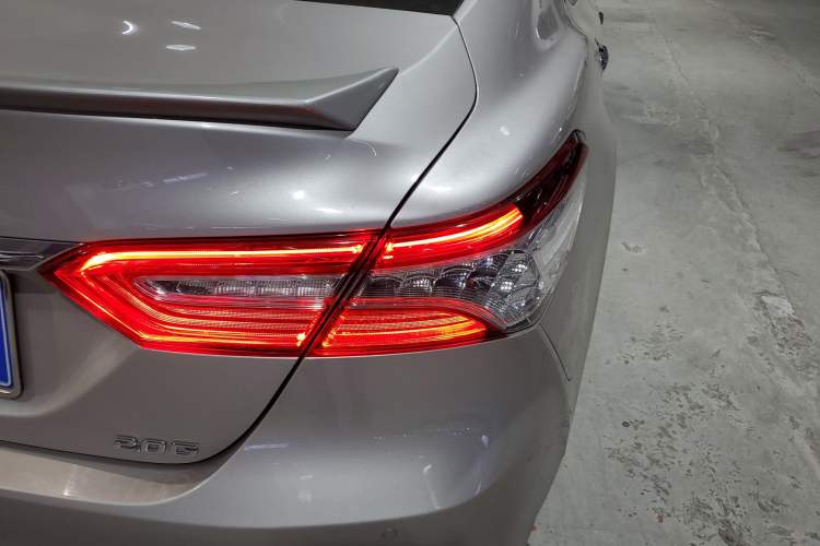Used Toyota Camry 2019 2.0G Luxury Edition China VI Standard
