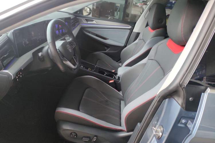 Used Volkswagen Lamando 2022 Lavida L 280TSI DSG Cool & Spicy Edition