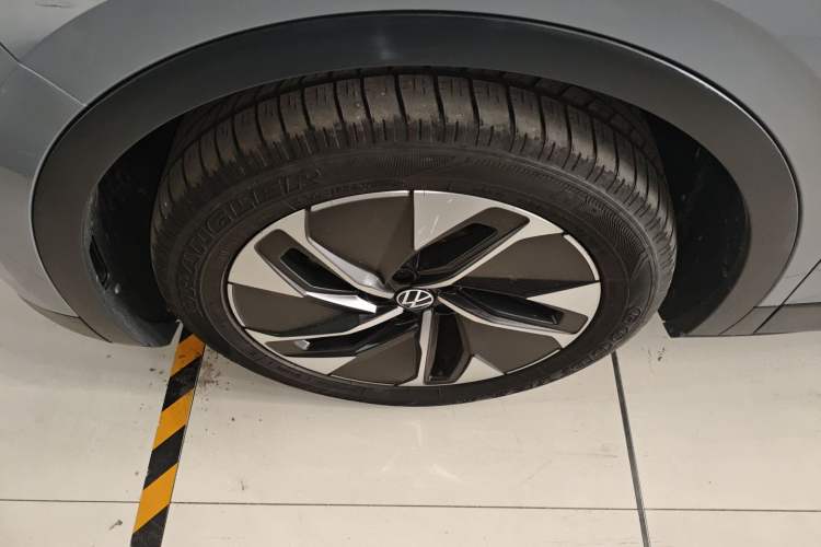 Used Volkswagen ID.4 CROZZ 2021 Long-Range PURE+ Two-Wheel Drive Version
