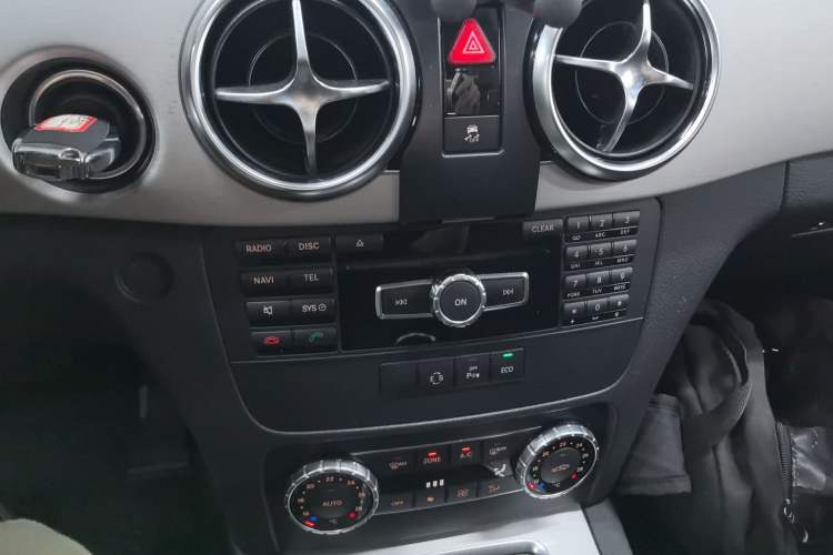 Used Mercedes-Benz GLK-Class 2014 GLK 200 Standard Model