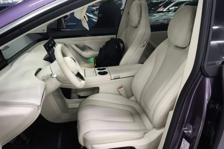 Used Hima Luxeed R7 2025 Range-Extended Version 251 km Max
