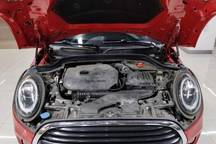 Used  MINI 2020 1.5T COOPER Classic Edition Five-Door Version
