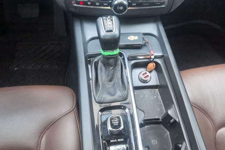 Used Volvo XC60 2021 T5 4x4 Smart Luxury Edition