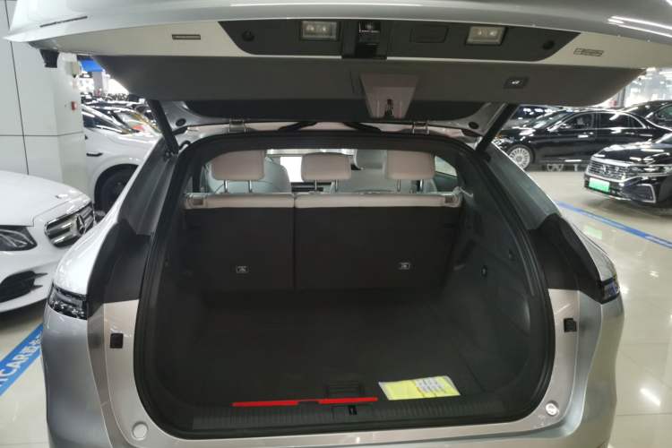 Used XPeng G6 2025 625 Long-Range Max Tech Edition
