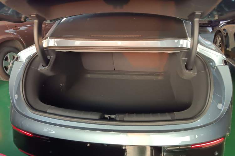 Used Zeekr 007 2024 Rear-Drive Intelligent Driving Version 75 kWh
