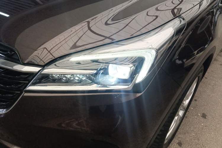 Used Buick Envision 2020 28T Four-Wheel Drive Elite Version