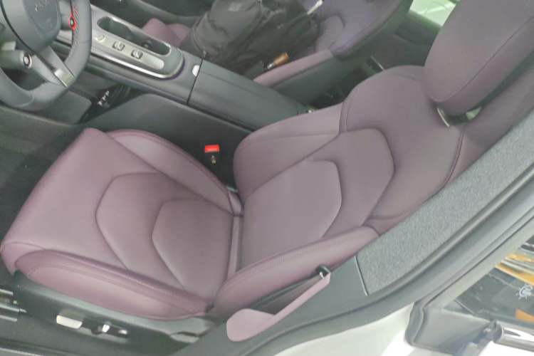 Used  SU7 2024 Rear-Drive Ultra-Long Range Advanced Pro-Level Intelligent Driving Version