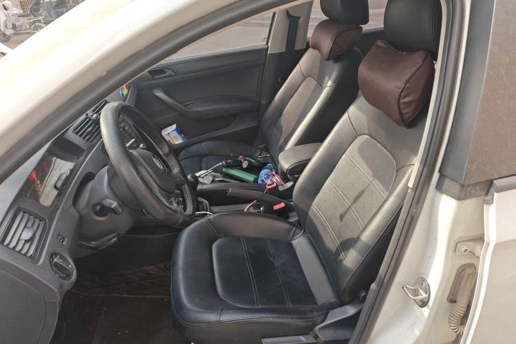 Used Volkswagen Santana 2016 1.4L Manual Fashion Edition
