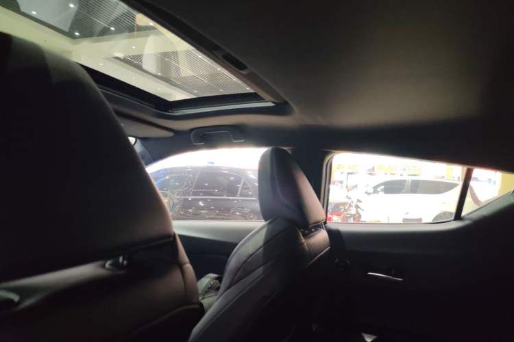 Used Toyota C-HR 2020 2.0L Leading Edition
