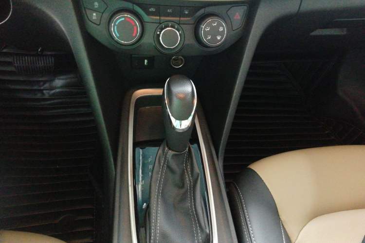 Used Chevrolet Monza 2022 320 Automatic Enjoyment Sunroof Version
