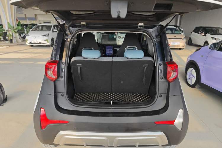 Used Chery Little Ant 2022 Revised Version Sweet Pink Edition Half-Sugar Version Lithium Iron Phosphate 30.7 kWh 30 kW 301 km