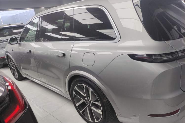 Used Li Auto L9 2022 Max model
