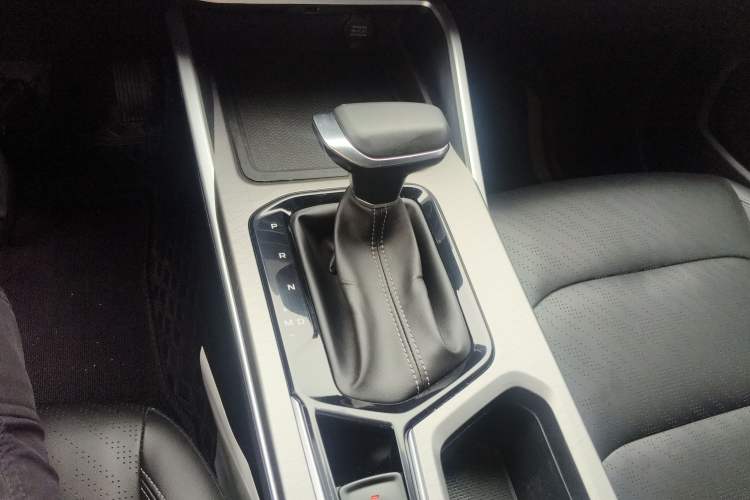 Used Geely Auto Emgrand 2023 4th Generation Champion Edition 1.5L CVT Prestige Model