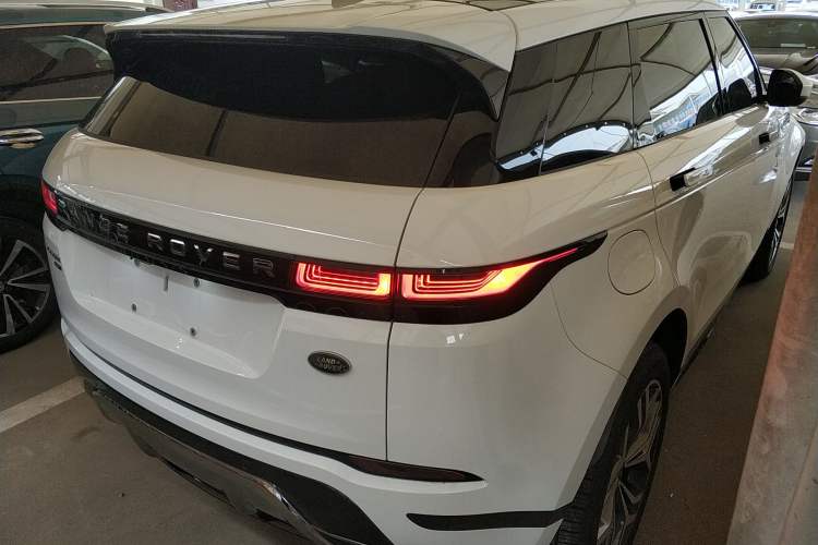 Used Land Rover Range Rover Evoque 2022 Facelifted Aurora L 249 PS R-Dynamic Luxury Edition
