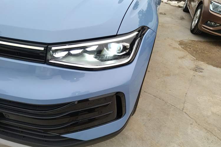 Used Volkswagen Tharu 2025 NewRui 300TSI Prestige Edition