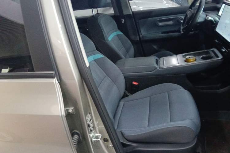 Used AION Y 2022 Plus 70 Enjoy Edition
